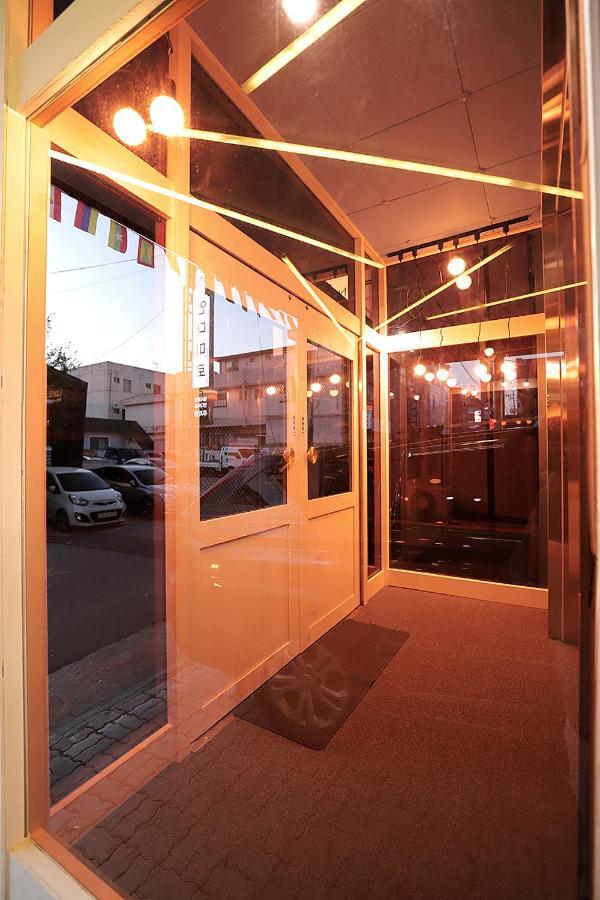 Stay Romantictrip_Hostel Gyeongju Exterior photo