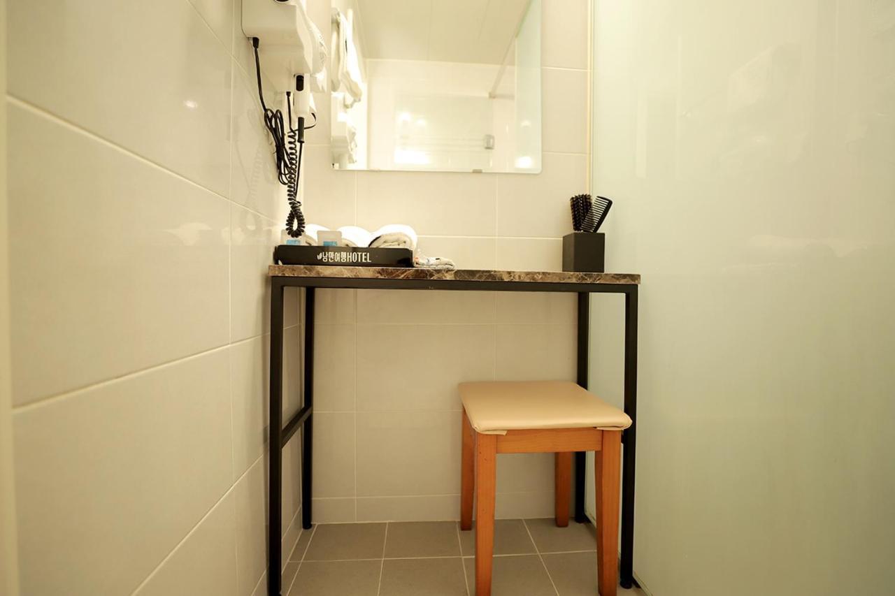 Stay Romantictrip_Hostel Gyeongju Exterior photo