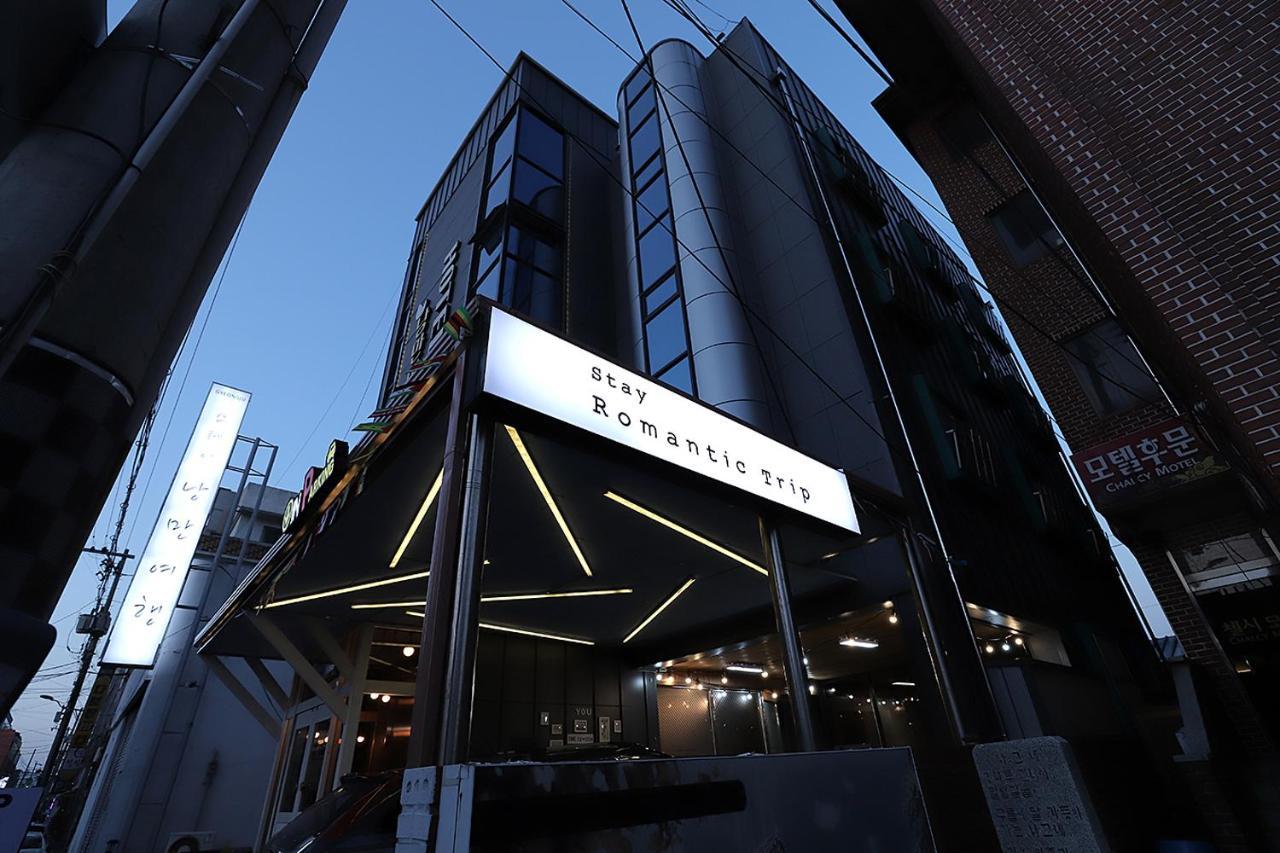 Stay Romantictrip_Hostel Gyeongju Exterior photo