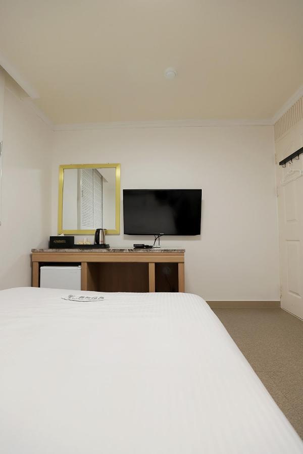 Stay Romantictrip_Hostel Gyeongju Exterior photo