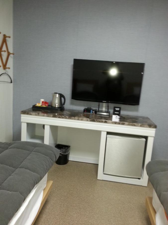 Stay Romantictrip_Hostel Gyeongju Exterior photo