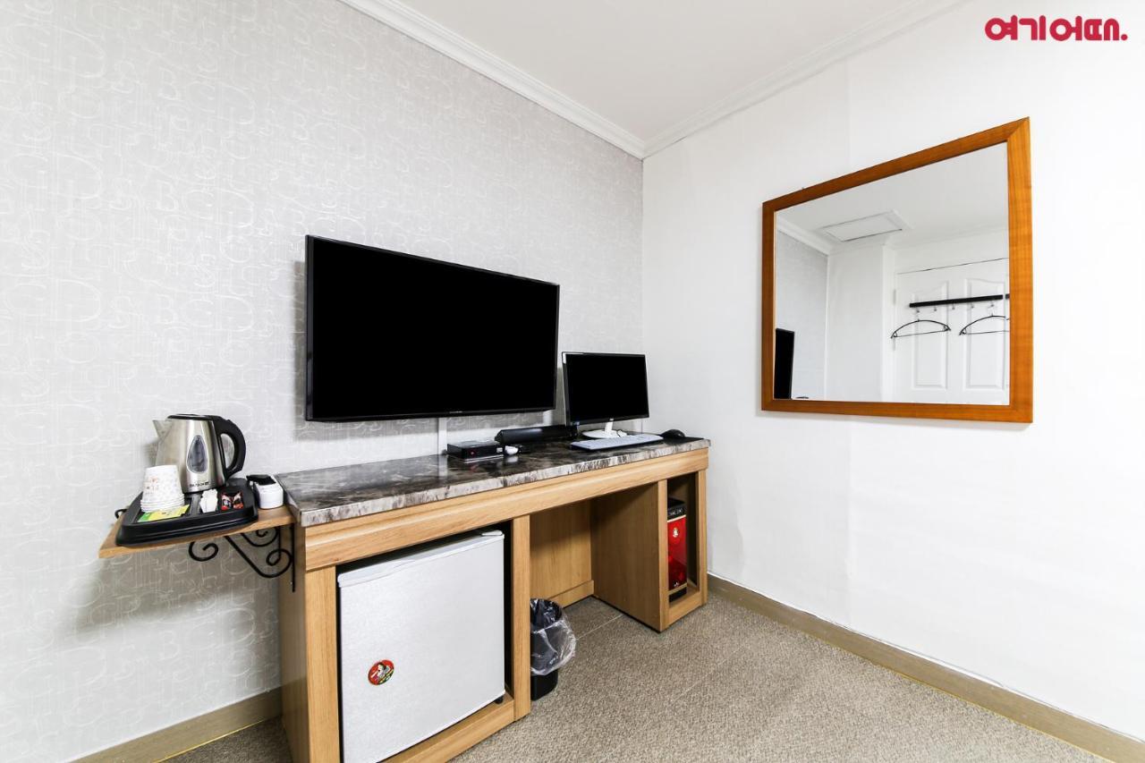 Stay Romantictrip_Hostel Gyeongju Exterior photo