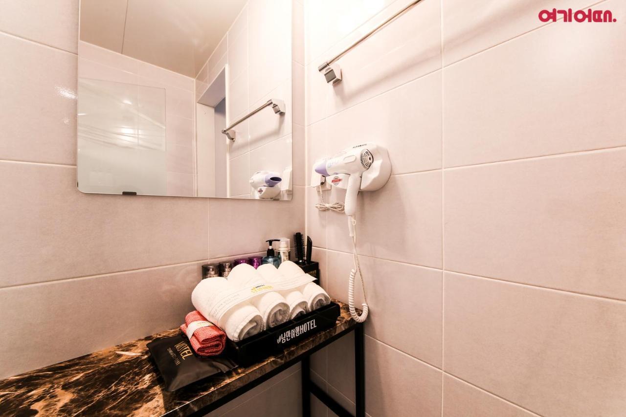 Stay Romantictrip_Hostel Gyeongju Exterior photo